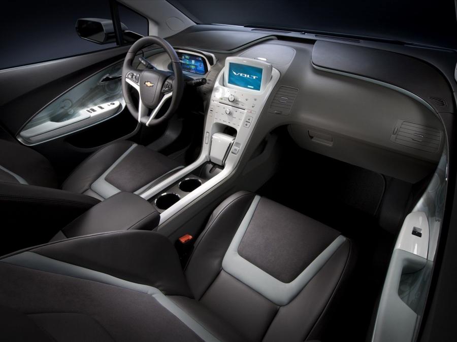  Chevrolet Volt Production Show Car 2011 года  (фото 25 из 55)